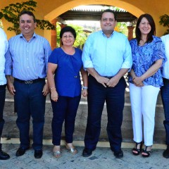 CARLOS MENDOZA EN REUNIÓN CON ALCALDES.