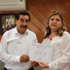 CRUZ ROJA MEXICANA OTORGA RECONOCIMIENTO A SEP ESTATAL.