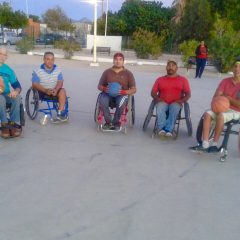 TITANES DEL BASQUETBOL DEMUESTRAN QUE NO EXITEN BARRERAS