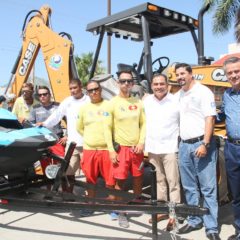 ENTREGA ALCALDE DE LOS CABOS 3.6 MDP EN MAQUINARIA Y EQUIPAMIENTO PARA  ZOFEMAT LOS CABOS