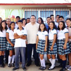 EL GOBERNADOR CARLOS MENDOZA ENTREGÓ INFRAESTRUCTURA EDUCATIVA EN COMUNIDADES DEL MUNICIPIO DE LA PAZ