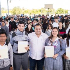 EL GOBIERNO ESTATAL OTORGA MÁS DE TRES MIL BECAS PARA TRANSPORTE A ESTUDIANTES