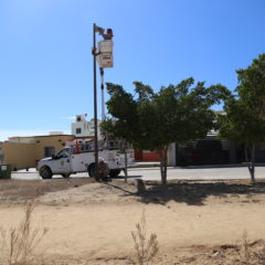 DAN MANTENIMIENTO AL ALUMBRADO EN ESPACIOS PÚBLICOS EN SAN JOSÉ DEL CABO