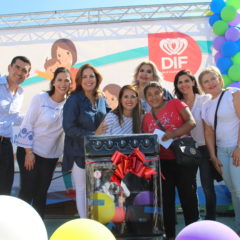 CELEBRA DIF ESTATAL A MADRES, NIÑAS Y NIÑOS DE LA PAZ