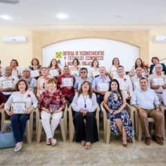 MI COMPROMISO ES CON LOS MAESTROS Y LA EDUCACIÓN: ARMIDA CASTRO