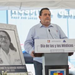 GOBIERNO DE BCS RECONOCE Y RINDE TRIBUTO AL PERSONAL  MÉDICO