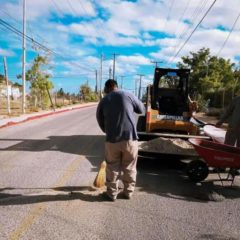 Sociedad y Gobierno de Los Cabos trabajan en la rehabilitación de las vialidades de La Ribera