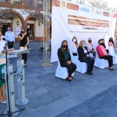 En su primer día como alcaldesa de Los Cabos, Lorena Cortés encabezó la ceremonia en conmemoración del “Día de la Mujer”