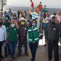 Visitan Armida Castro y Azucena Meza comunidades de la delegación de Los Dolores