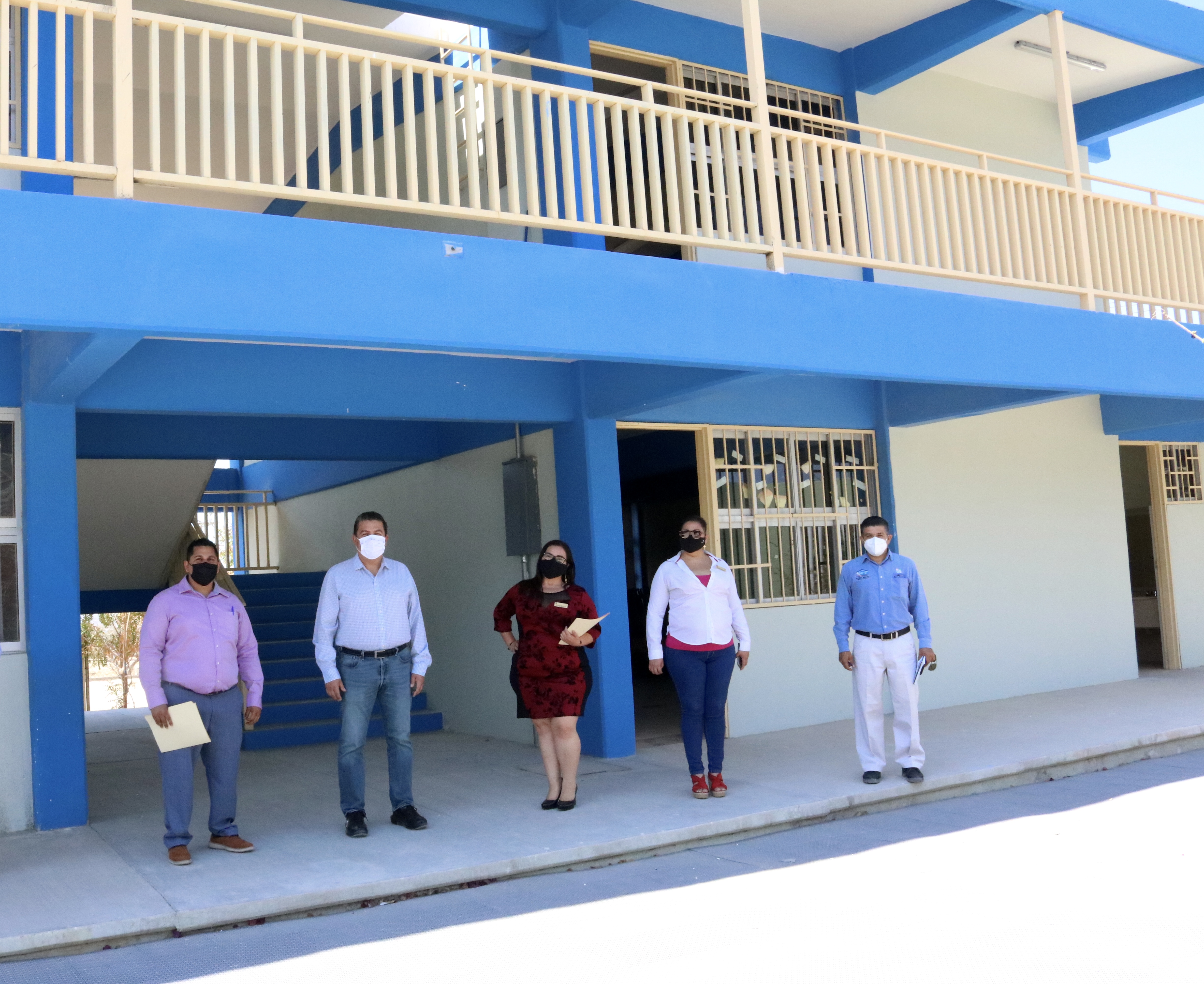 ENTREGAN AULAS Y SERVICIOS SANITARIOS EN ESCUELAS DE CABO SAN LUCAS