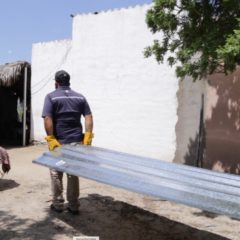 Familias de la zona norte reciben la mano amiga del Gobierno de Los Cabos