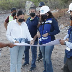 Supervisa Alcaldesa construcción de módulo de agua en la colonia Roma