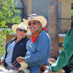 Oscar Leggs Castro encabeza la tradicional cabalgata a la Virgen de Guadalupe para reafirma su compromiso de impulsar las tradiciones cabeñas