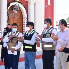 Alcalde Oscar Leggs Castro hizo entrega formal de obras de pavimentación en la Delegación de Santiago