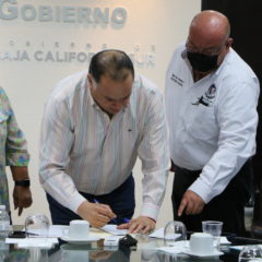 RECIBE GOBIERNO DEL ESTADO PLIEGO PETITORIO 2021 DEL SINDICATO DE TRABAJADORES DE BCS