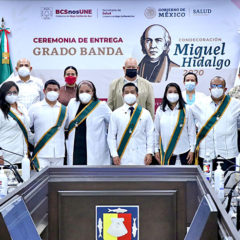 ENTREGA GOBIERNO ESTATAL CONDECORACIÓN “MIGUEL HIDALGO” A PERSONAL DE SALUD POR SU LABOR ANTE COVID