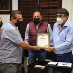 Ratifica alcalde cabeño Oscar Leggs Castro el compromiso de apoyar al automovilismo deportivo