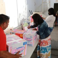 Entrega el DIF Municipal La Paz 8 mil bolsitas de dulces para la niñez paceña