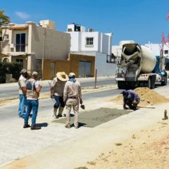 Más de 400 baches se han restaurado con el programa Bacheo Tras Fuga, que promueve el Oomsapas Los Cabos