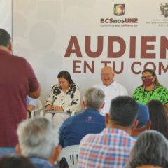 Continúa Gobernador contacto directo en audiencias públicas