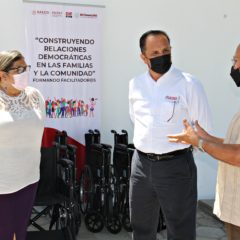 RECIBE SEDIF DONATIVO DE SILLAS DE RUEDAS