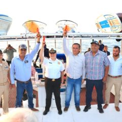 Da alcalde de Los Cabos Oscar Leggs Castro disparo de salida al torneo de pesca “Pelagic Triple Crown of Fishing 2022”