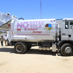 Nuevas unidades de recolección de basura en Los Cabos; capacitan al personal de  Servicios Públicos para operar los vehículos