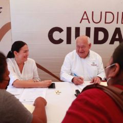 ATIENDEN GOBIERNOS ESTATAL Y MUNICIPAL A CIUDADANOS EN LAS COLONIAS