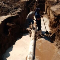 Atienden de manera oportuna fuga de agua potable en la colonia Olas Altas