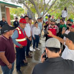 Recorre personal de Atención Ciudadana la zona norte de Los Cabos para recopilar peticiones tras afectaciones por el huracán “Kay” 