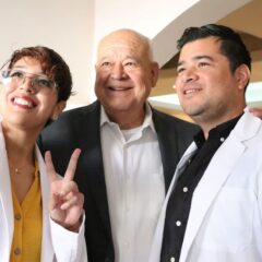 RECONOCE GOBERNADOR VÍCTOR CASTRO COSÍO,  LABOR DE LOS MÉDICOS Y LAS MÉDICAS DE BAJA CALIFORNIA SUR