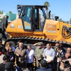 Entrega Gobernador tractor a la JEC para El Patrocinio