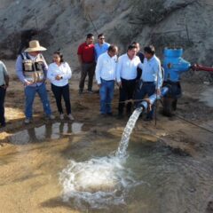 “El pozo Nº 5 sumará más de 40 litros de agua potable por segundo para beneficio de 30 mil familias”: alcalde Oscar Leggs Castro