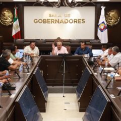 ACUERDAN GOBIERNO DE BCS Y TRANSPORTISTAS DE LOS CABOS, ACCIONES PARA MEJORAR MOVILIDAD Y SERVICIO