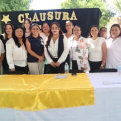 Flora Aguilar de Leggs encabeza clausura de Centros de Atención Infantil de CSL