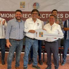 ENTREGA EL ALCADE DE  LOS CABOS 15 RECOLECTORES DE BASURA