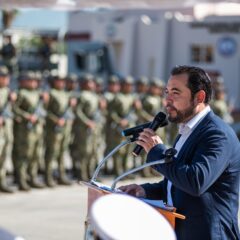 Encabeza alcalde Christian Agúndez Gómez,ceremonia del 203° aniversario de la creación de la Armada de México en Cabo San Lucas